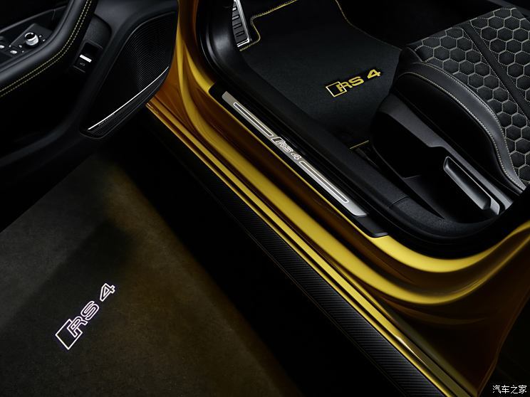 Audi Sport 奧迪RS 4 2024款 RS4 Avant edition 25 years