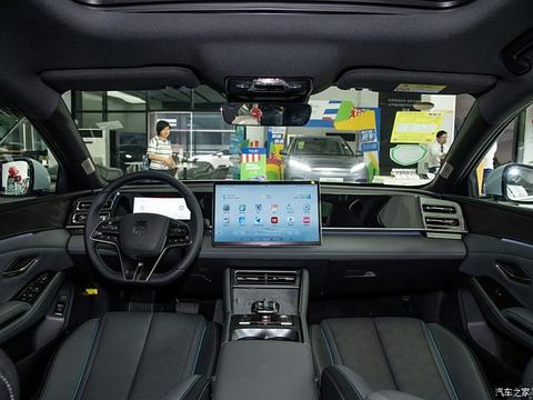 比亚迪 秦L 2024款 DM-i 120KM卓越型