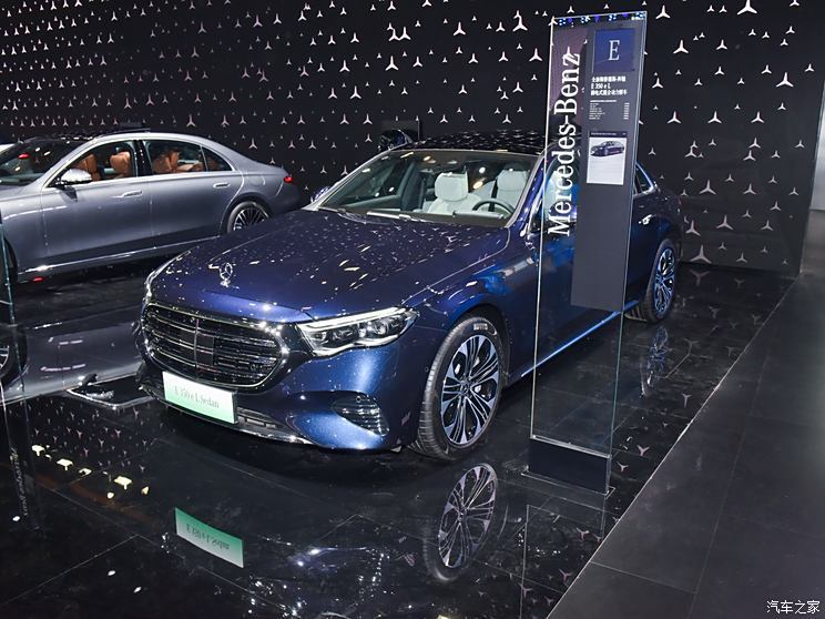 北京奔馳 奔馳E級新能源 2024款 E 350 e L 插電式混合動力轎車