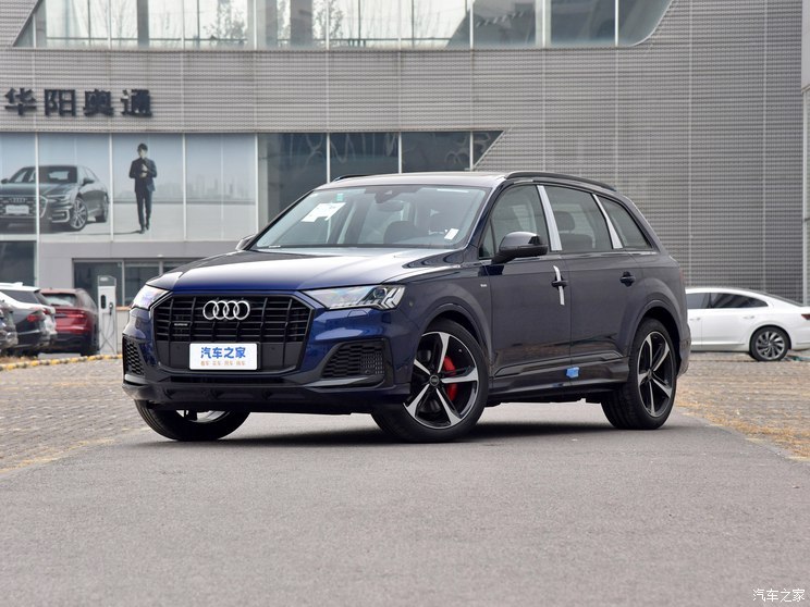 奧迪(進(jìn)口) 奧迪Q7 2023款 55 TFSI quattro S line運(yùn)動(dòng)型