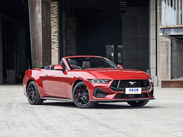 福特(进口) Mustang 2024款 2.3L EcoBoost 敞篷运动版 福特(进口) Mustang 2024款 2.3L EcoBoost 敞篷运动版