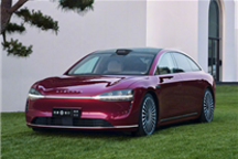 周鸿祎：体验享界S9后 发现余承东做车想法丧心病狂到极点