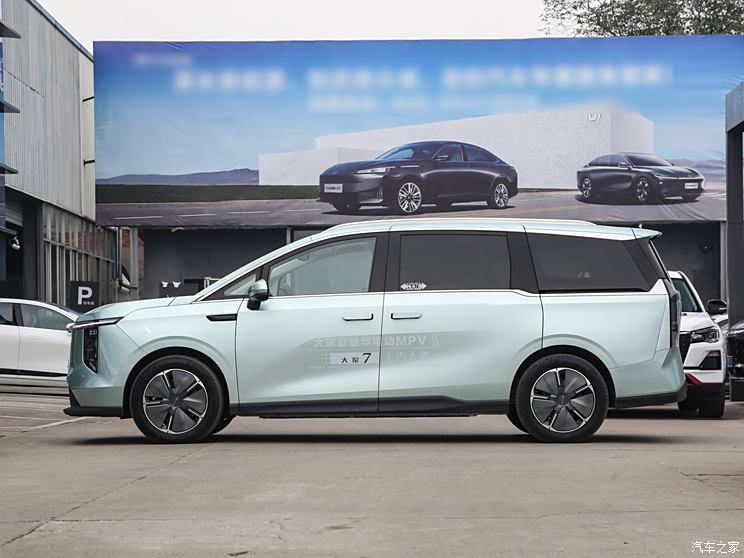 上汽大通 大家7 2024款 605km 森林加長(zhǎng)續(xù)航版