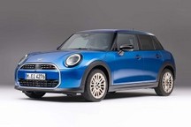 全新MINI COOPER五门版官图公布 造型小巧可爱