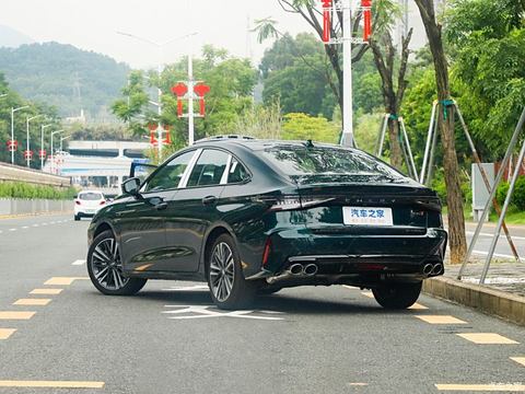 奇瑞汽车 艾瑞泽8 2023款 高能版 2.0T DCT劲