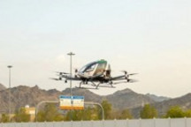 纯电空中出租车!亿航智能EH216-S无人驾驶eVTOL完成沙特首飞