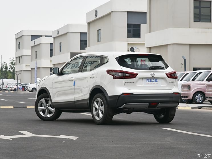 東風(fēng)日產(chǎn) 逍客 2023款 經(jīng)典 2.0L CVT XV舒適版