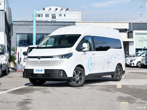 上汽大通 新途EV70 2024款 366km 长轴中顶 多功能车 7座