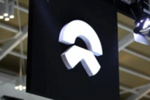 小米SU7流量泼天,富贵却被蔚来接住了