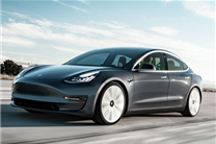特斯拉Model 3买车三年车险价格一路上涨:从7千涨到2.2万