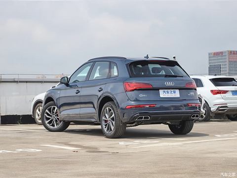 一汽奥迪 奥迪Q5L 2024款 40 TFSI 豪华动感型