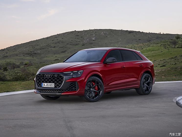 Audi Sport 奥迪RS Q8 2024款 RS Q8 Performance 欧洲版