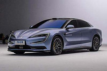 四轮转向/转弯半径4.85m 仰望U7配置