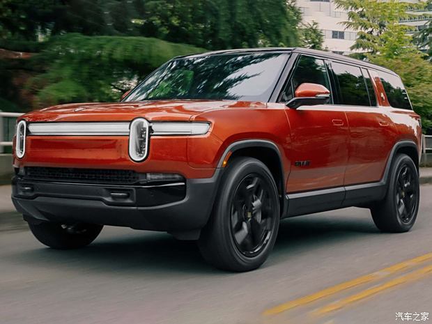 RIVIAN RIVIAN R1S 2024款 基本型