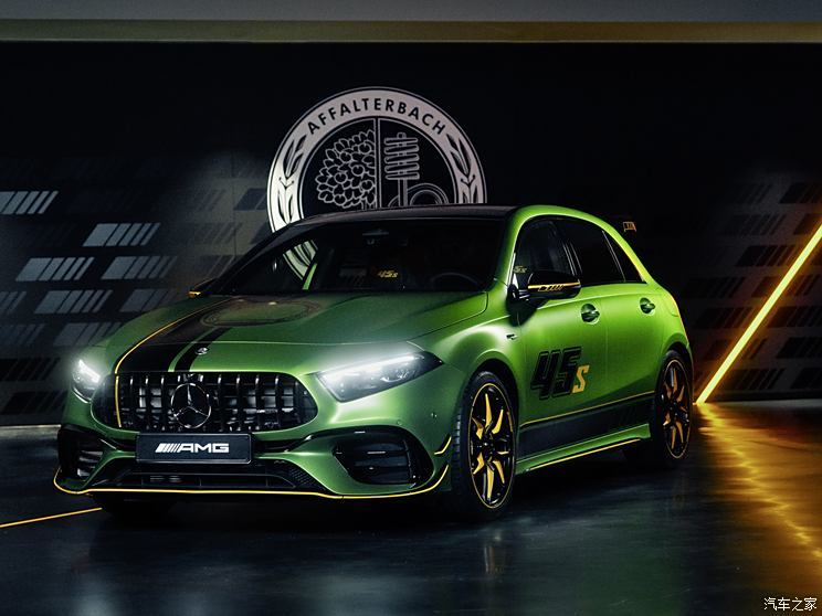 梅賽德斯-AMG 奔馳A級AMG(進(jìn)口) 2024款 AMG A 45 S 4MATIC+ 魔焰綠特別版
