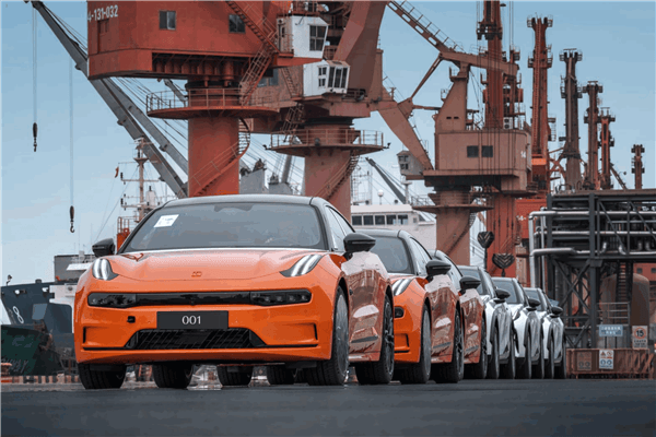 極氪001爆賣奪得中大型轎車銷冠！極氪月度交付首破2萬臺 創(chuàng)史上新高