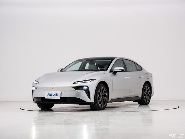 東風(fēng)乘用車(chē) eπ007 2024款 540四驅(qū)Max版