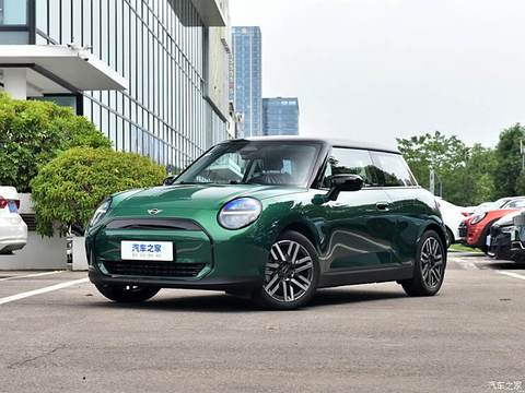 光束汽车 电动MINI COOPER 2024款 452km COOPER SE 1/65限定版