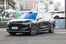 不站队换电 华为李小龙力挺增程车型