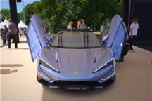 仰望U9现身古德伍德速度节 老外:停着都能感受到它的性能