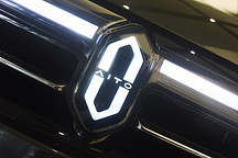 华为以2.4折低价转让“问界”商标,赛力斯获百亿品牌价值