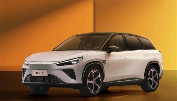 破解自燃難題！哪吒汽車防火專利亮相：車位四周自動噴水滅火
