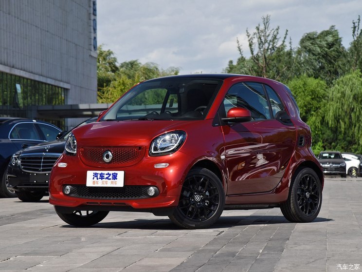 smart() smart fortwo 2019 0.9T 66ǧߺɫ˲ر VI