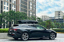 有望7月內上市 哪吒S獵裝實車圖發布