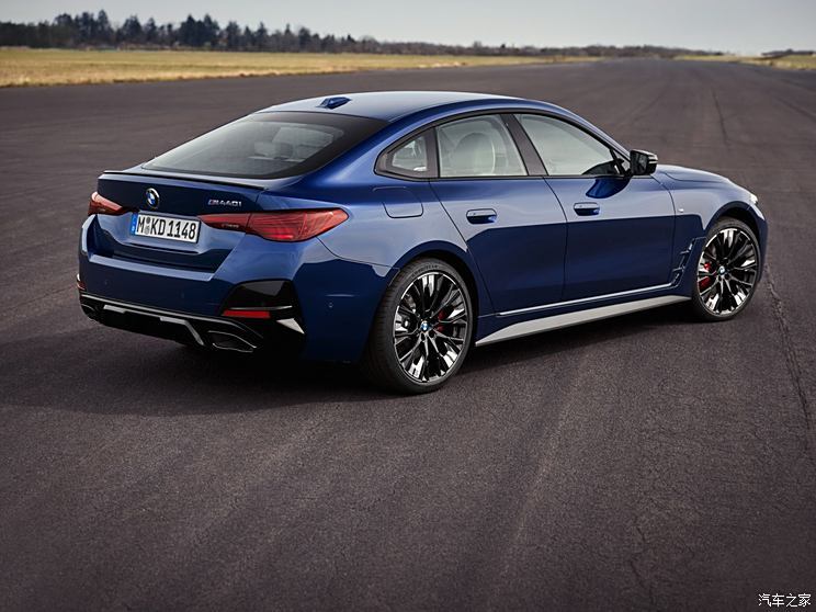 宝马(进口) 宝马4系 2024款 M440i xDrive Gran Coupe 欧洲版