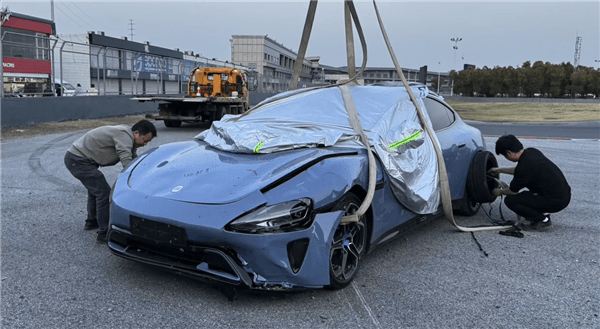 賽道撞墻 博主稱小米SU7剎車踏板腳感無(wú)變化：官方釋疑