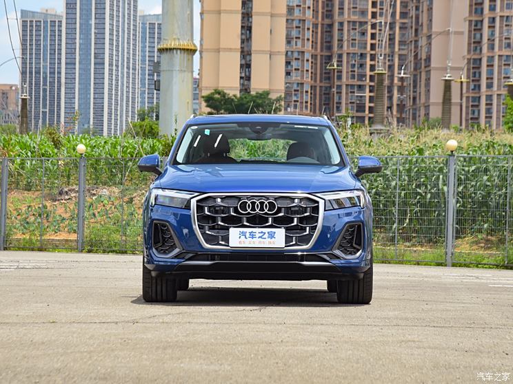 奥迪(进口) 奥迪Q7 2024款 45 TFSI quattro S line运动型