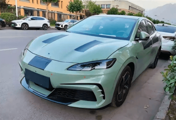 品牌首款純電鋼炮！比亞迪海豹06GT實車曝光：有望三季度上市