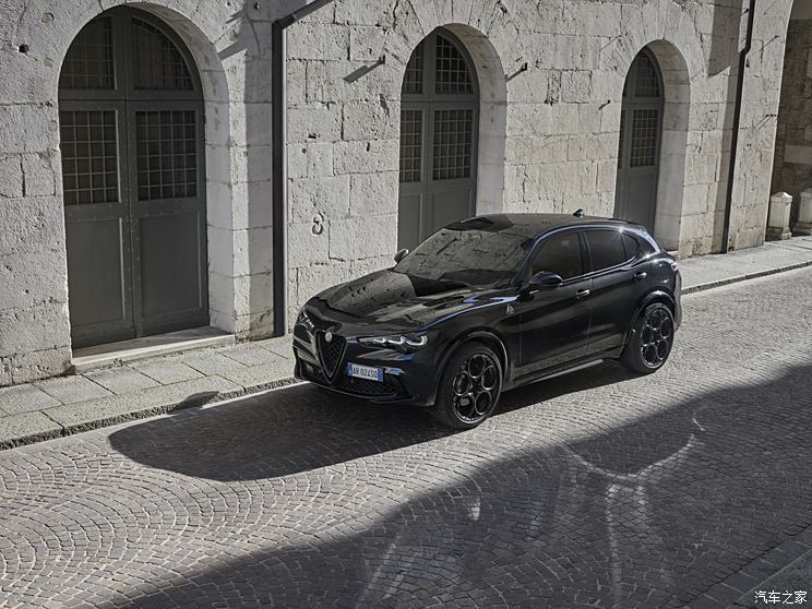 ・ŷ Stelvio˹̹ά 2024 Quadrifoglio Super Sport