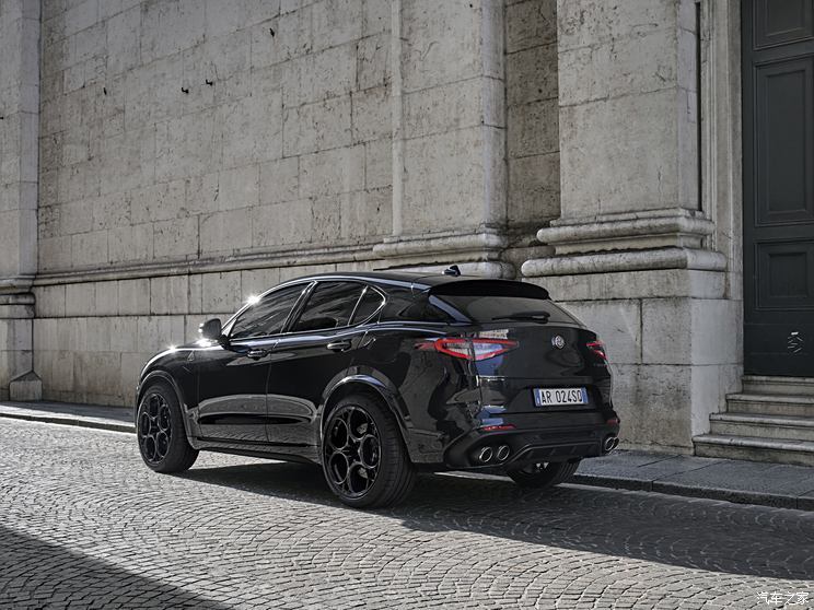 ・ŷ Stelvio˹̹ά 2024 Quadrifoglio Super Sport