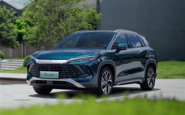 比亞迪、深藍汽車夢幻聯(lián)動！發(fā)布會在線串門