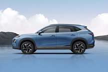 五菱星光S中型SUV亮相:智能驾驶+舒适配置全面升级