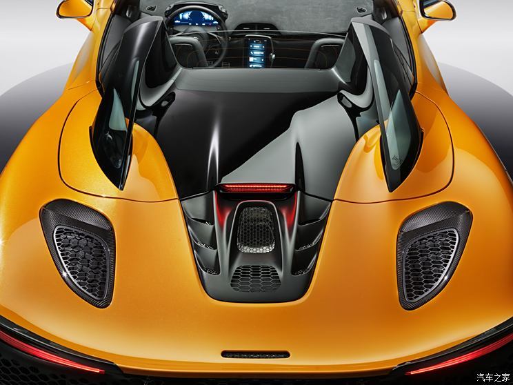  Artura 2025 3.0T Hybrid Spider