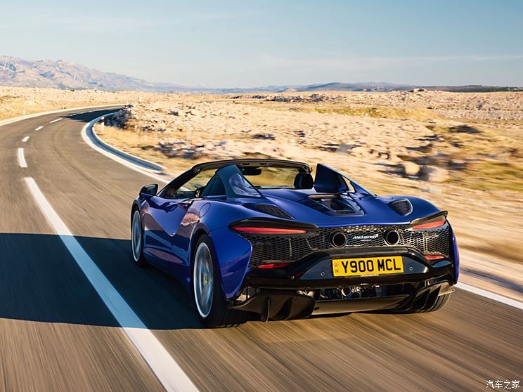  Artura 2025 3.0T Hybrid Spider