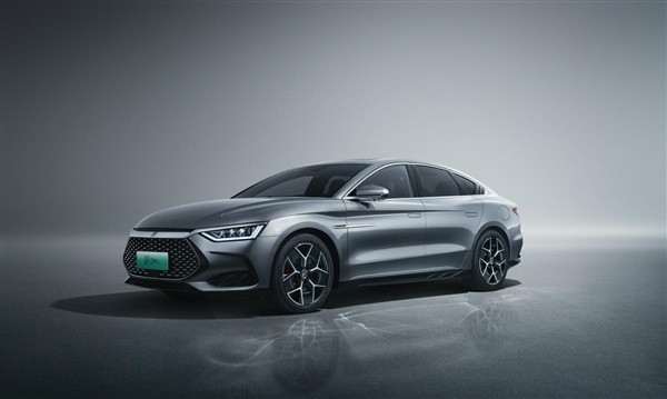 上市4年把合資B級(jí)轎車(chē)干翻！全新比亞迪漢諜照曝光