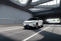 岚图知音中型SUV续航901km，预计25万起，三季度上市