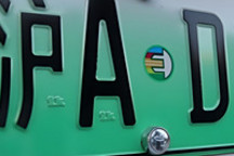 纯电绿牌门槛提高,上半年上海新能源下跌23.5%