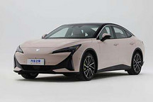 同比增長(zhǎng)329% 極狐汽車(chē)7月銷(xiāo)量為8017輛