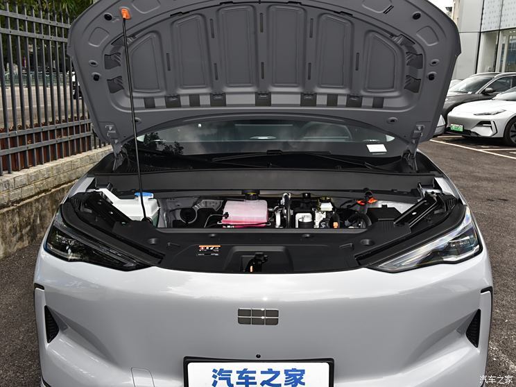  E5 2024 530km Զ