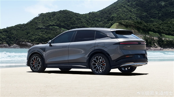 品牌首款800V純電SUV 極氪7X最新官圖發布：黑武士超驚艷