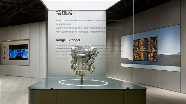 歷史一刻！理想L9入駐北京汽車博物館：第一輛增程式電動(dòng)車