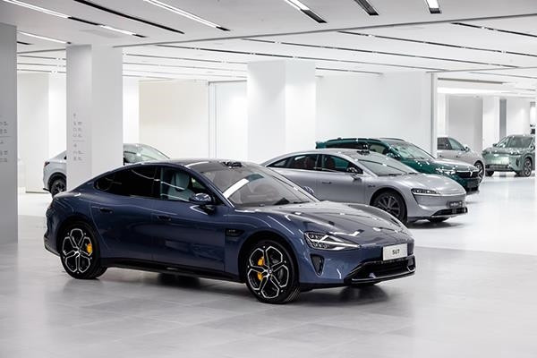 寧德時代首家新能源廣場開業：365天不落幕的車展 不賣車