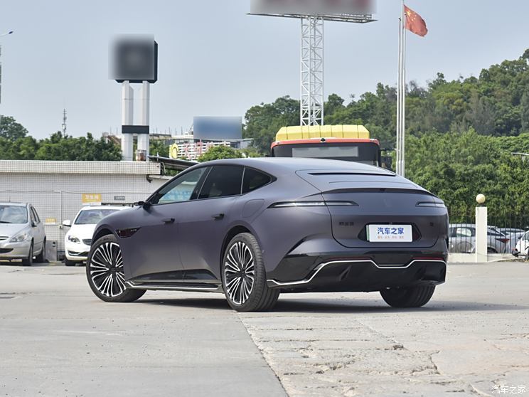 άƼ ά12 2024 650 GT