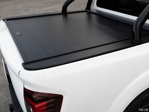 日产(进口) 纳瓦拉(海外) 2024款 ST Dual Cab Black Edition 澳大利亚版