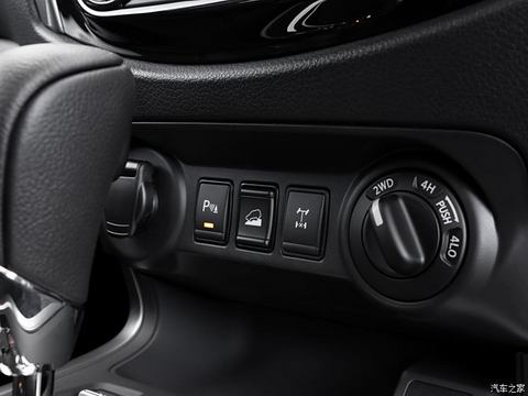 日产(进口) 纳瓦拉(海外) 2024款 ST Dual Cab Black Edition 澳大利亚版