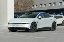 2025款极氪001/007上市:性能升级,智能座舱革新,续航突破